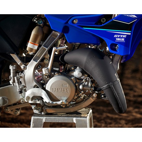Free-revving and compact engine
