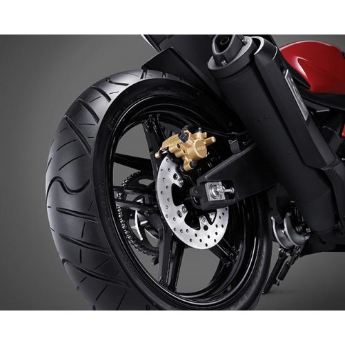 220mm Rear Disc & Wide Radial Tyre